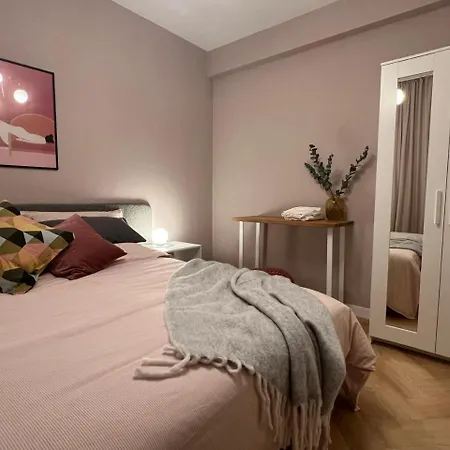 Apartment Rosa Local, Explore Easy